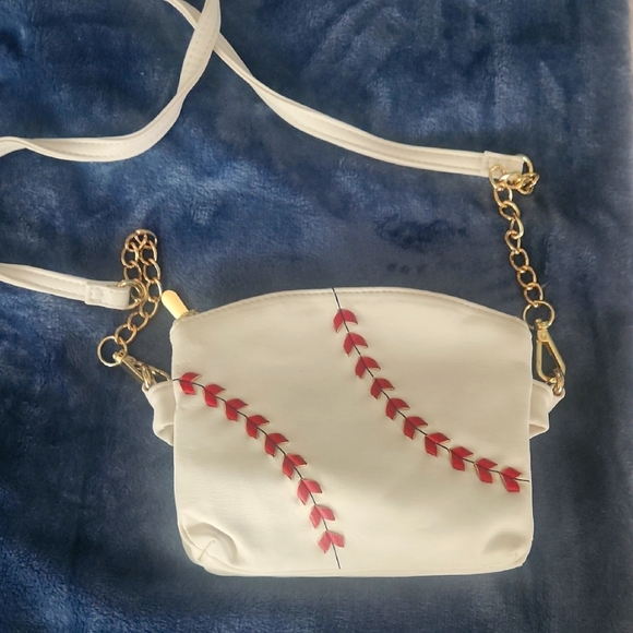 Handbags - White and Red Baseball Stitch Crossbody Bag